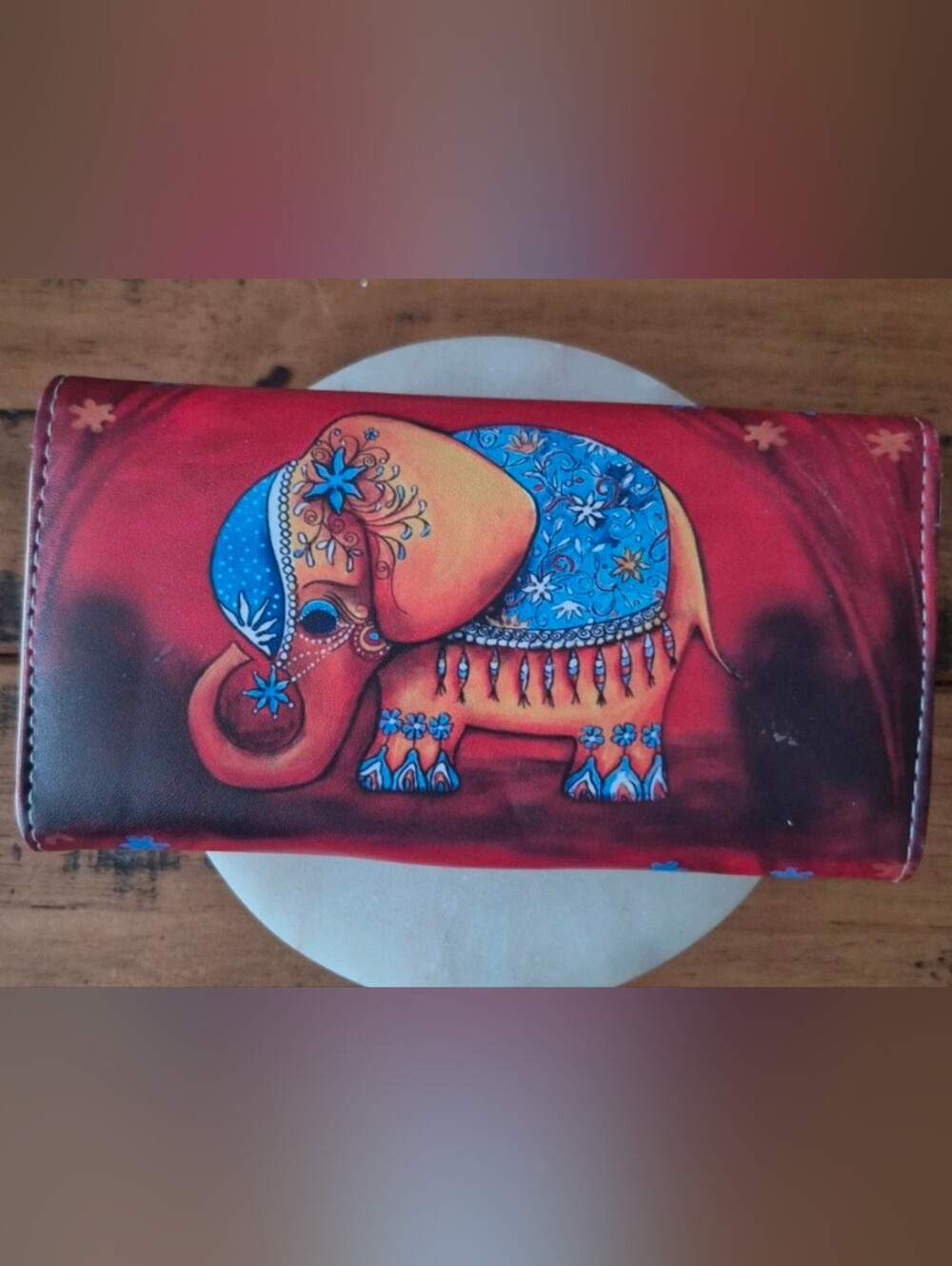 Hand-Painted Elephant Leather Continental Wallet NWOT - Picture 3 of 7
